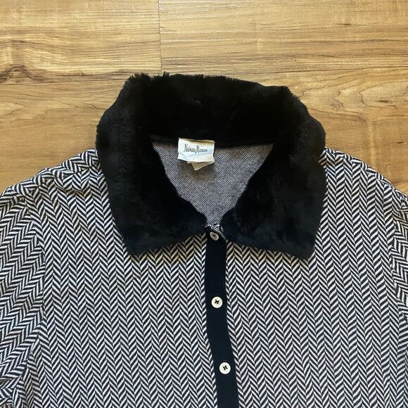 NEIMAN MARCUS VTG XL Faux Fur Trim Button Up Cardigan Shacket Houndstooth Retro - Picture 11 of 16